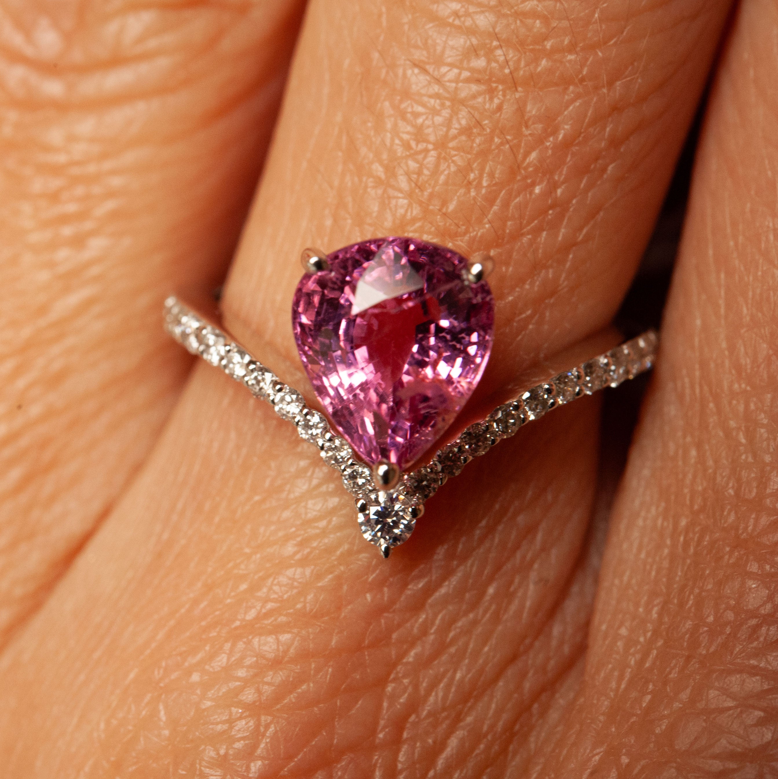 “Ondine” White Gold Ring, pink tourmaline and diamonds