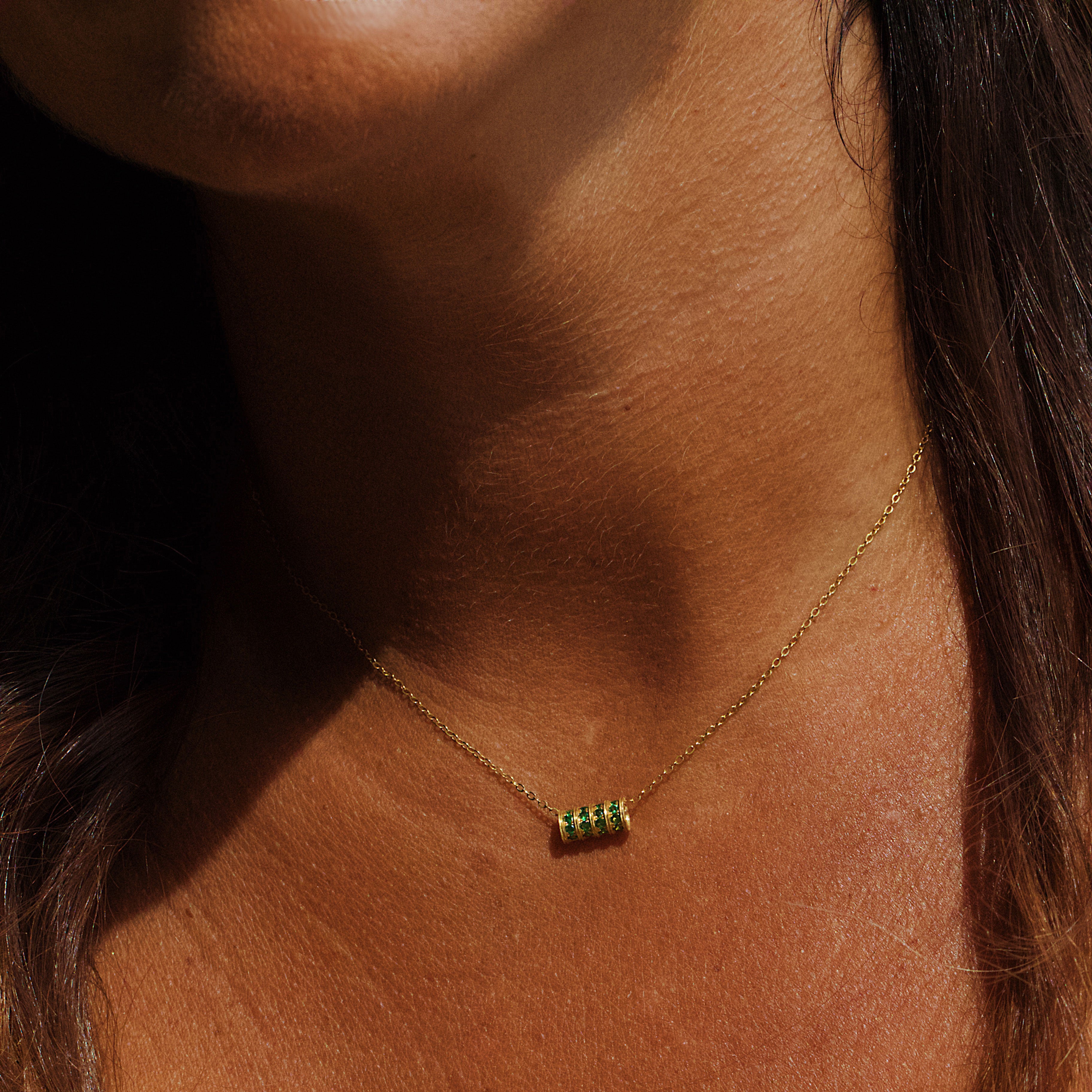 The “4 Grams” necklace, Yellow gold, Tsavorite