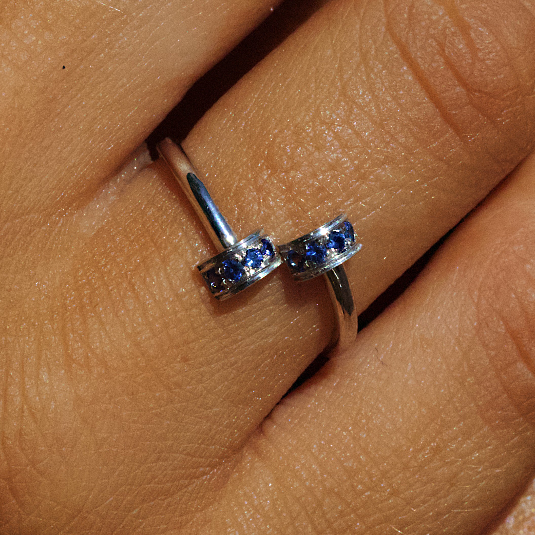 The “Gram” ring, White Gold, Blue Sapphire