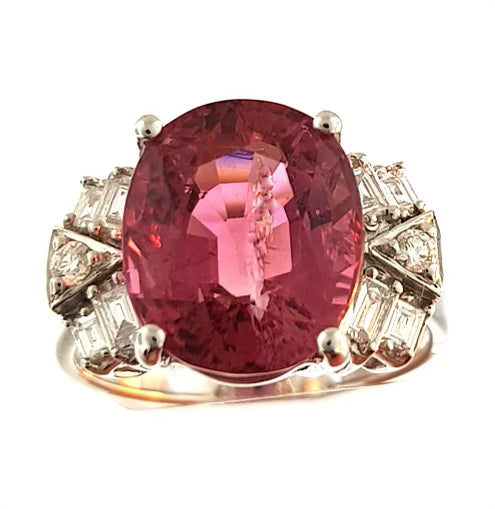 White Gold Ring, pink spinel and diamonds